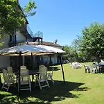 Leclosdipontine L'ecole Des Demoiselles Hébergement de vacances Pontgibaud