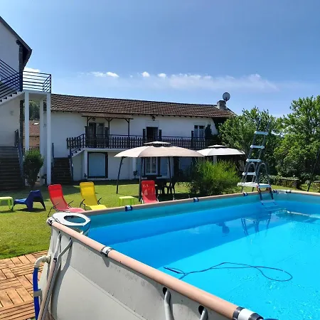 Leclosdipontine L'ecole Des Demoiselles Holiday home