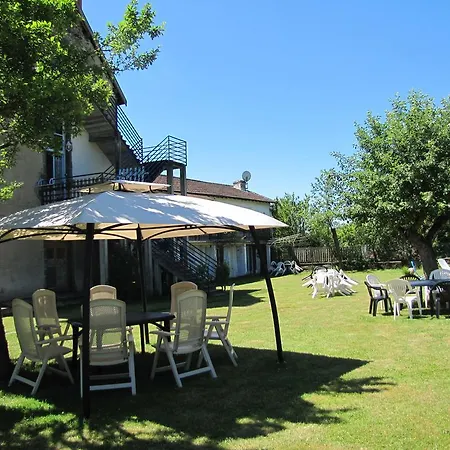 Leclosdipontine L'ecole Des Demoiselles Vakantiehuis Pontgibaud