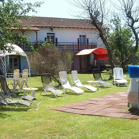 Leclosdipontine L'ecole Des Demoiselles